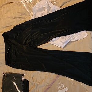 Black pair of Woman's pants/leggings